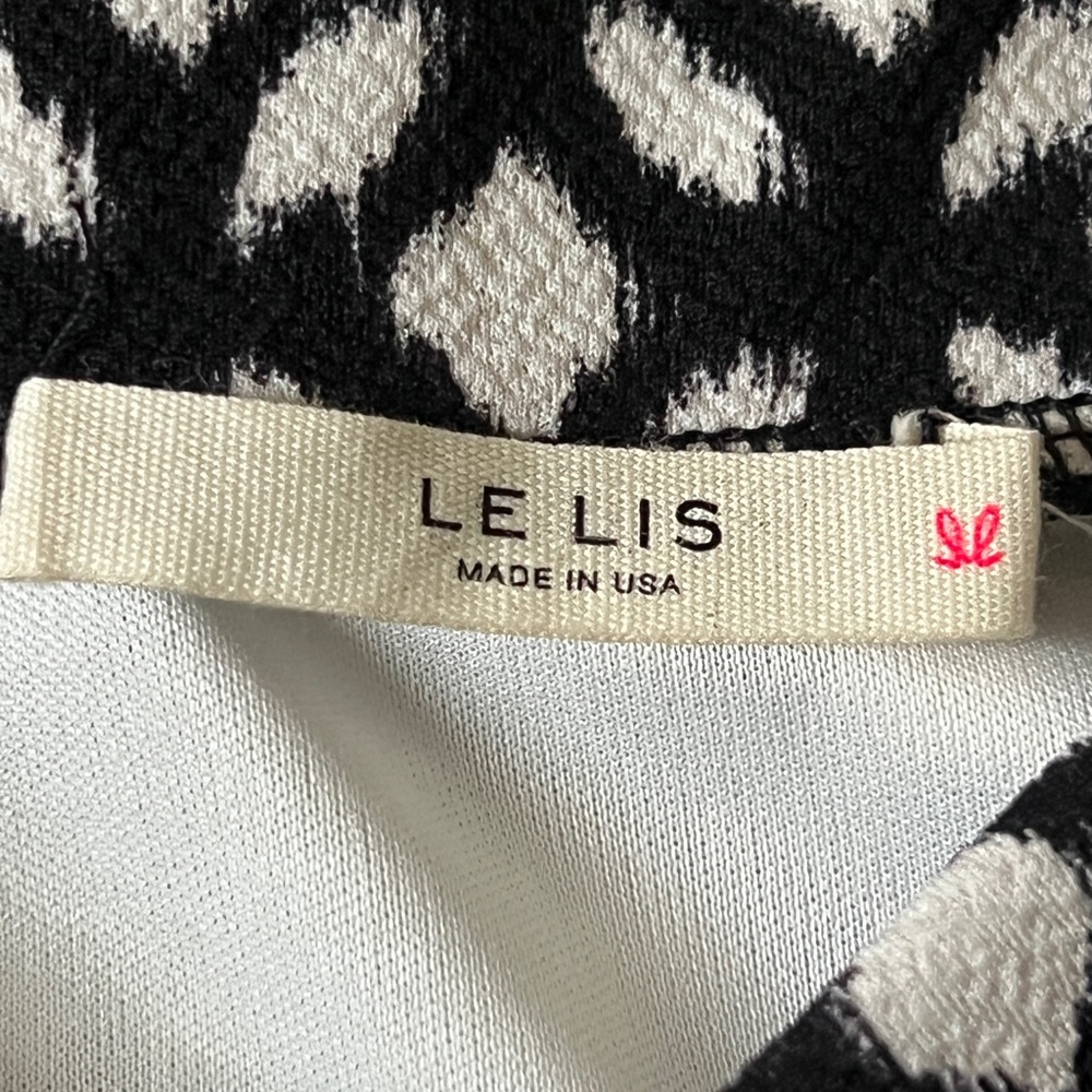 Le Lis Black and White Patterned Skirt - Made in USA - Size Medium - Picture 6 of 7